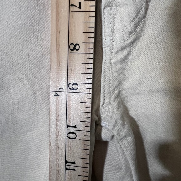 MOTHER High Waisted Rascal Ankle Fray Jeans in Wash Chalk It Up, Women's Size 27 - Picture 16 of 16